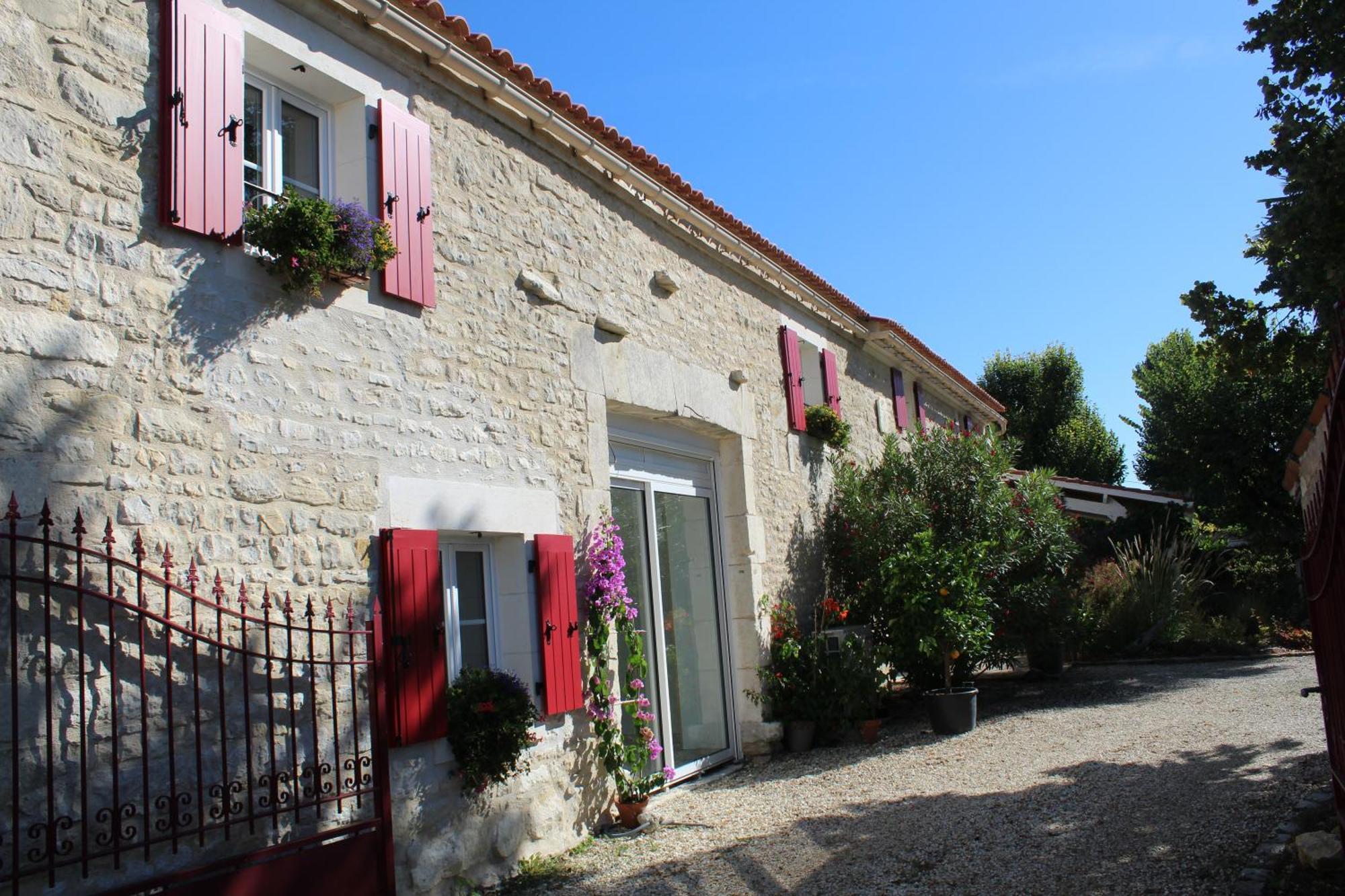 La Douce Charentaise Bed and Breakfast Mérignac Eksteriør billede